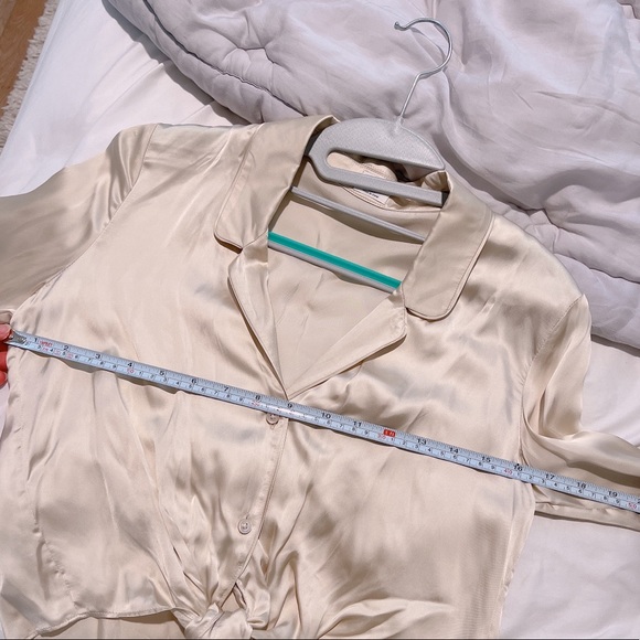 Aritzia Wilfred Tie Front Blouse - Picture 6 of 7